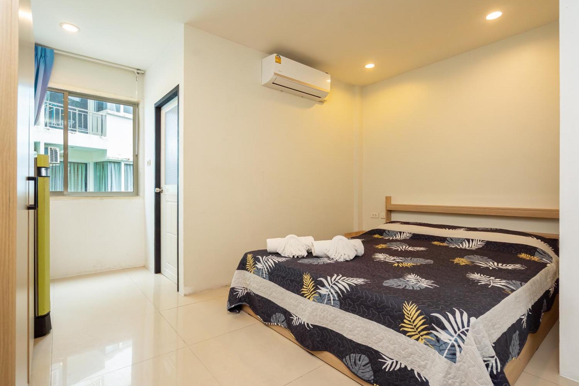 Nice To Meat You Rooms Patong Exterior photo