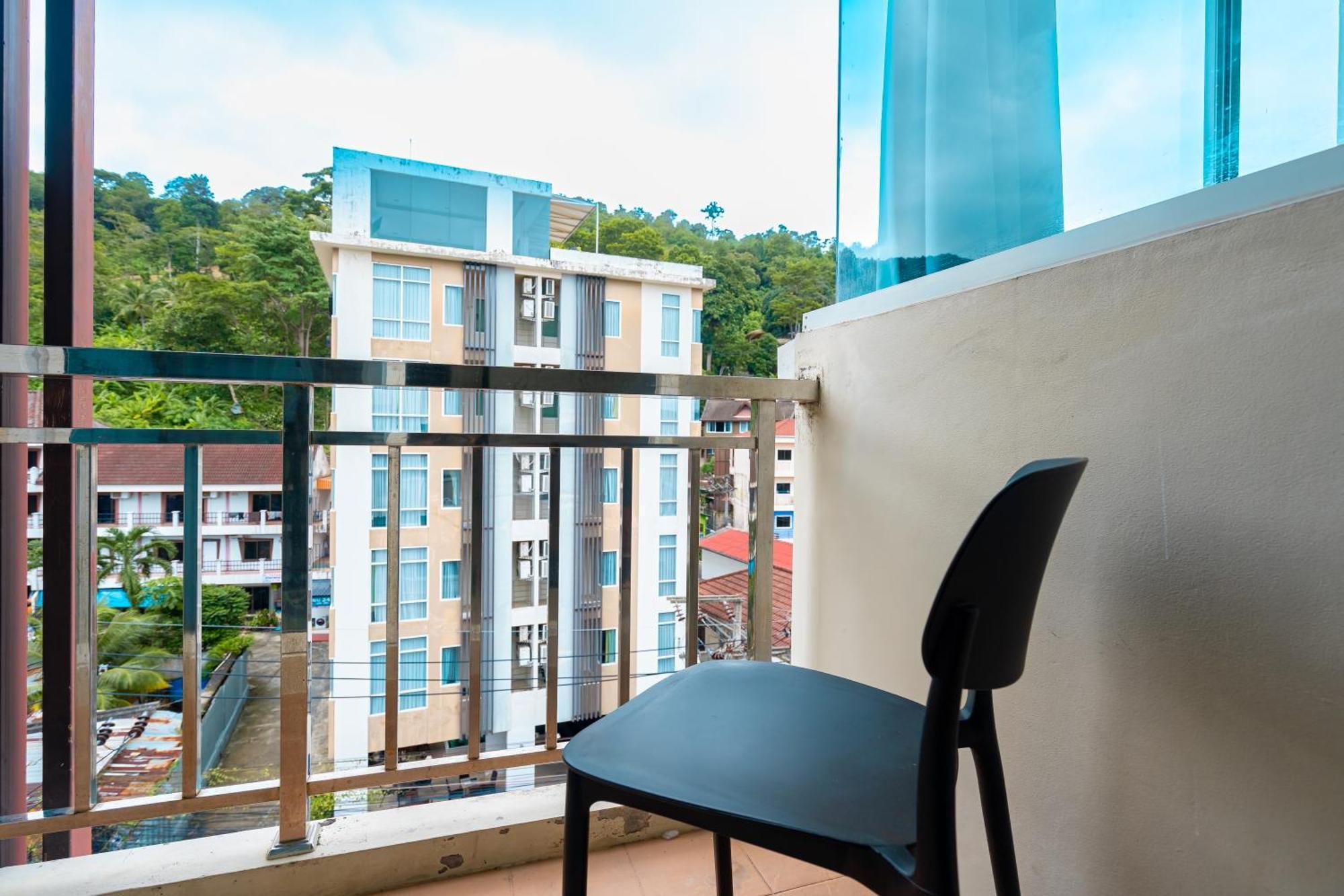 Nice To Meat You Rooms Patong Exterior photo