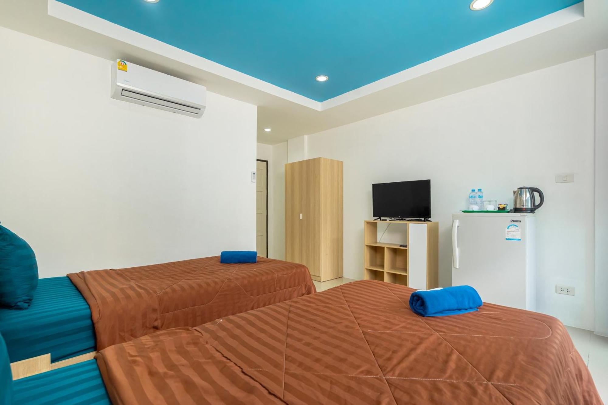 Nice To Meat You Rooms Patong Exterior photo